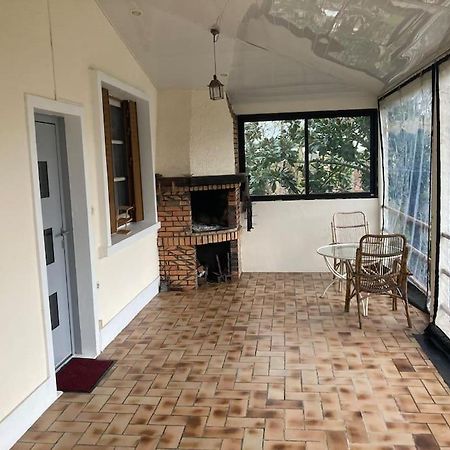 Апартаменты 3 Pieces Calme, Terrasse Et Parking Prive Courcouronnes Экстерьер фото